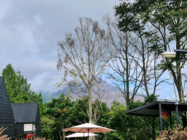 The Essence of Sumatra: Medan’s Heritage, Berastagi’s Highlands, and Lake Toba’s Majestic Serenity 