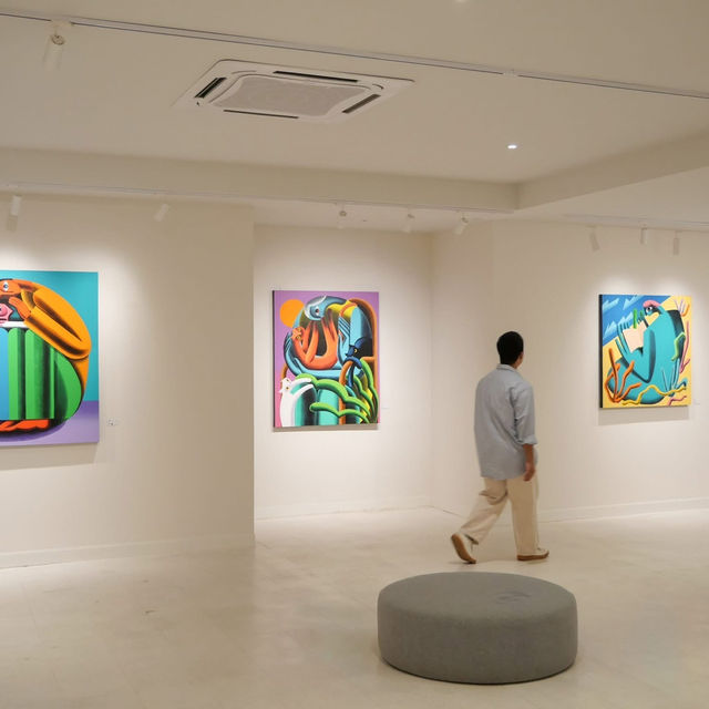 "BLISS" สัมผัสสีสันแห่งชีวิตและความฝัน 