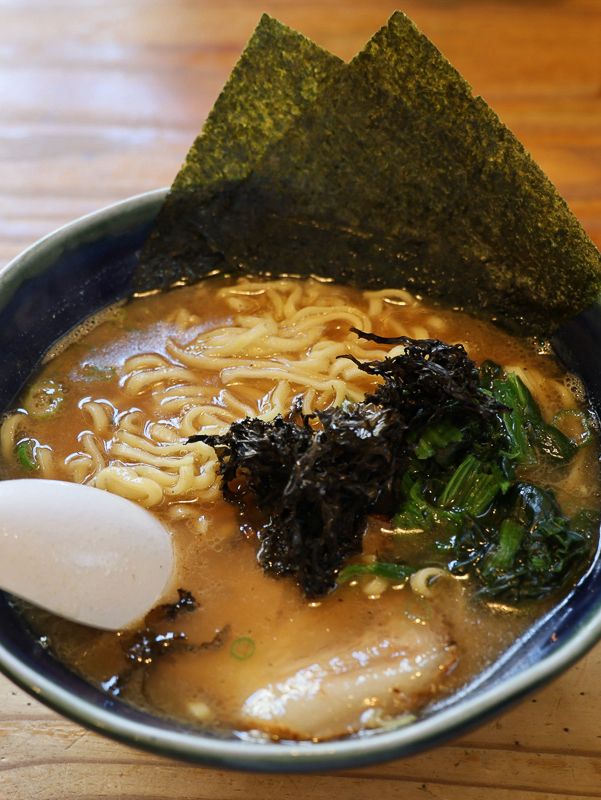 江の島の隠れ家的ラーメン屋「晴れる屋」で絶品ラーメンを！