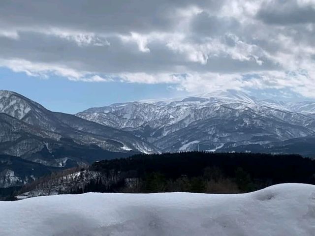 參拜日本東北三神山---出羽三山：羽黑山、月山、湯殿山
