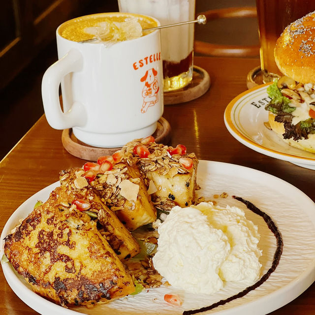 Bagel Bliss at Estelle Bagel Cafe