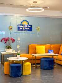 Days Hotel & Suites by Wyndham, 5-mins Walk Away from LRT & MRT Stations