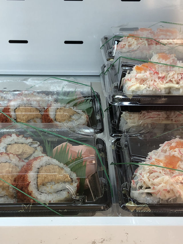 🐟 괌에서 즐기는 신선한 회와 정갈한 스시, 로컬 맛집 투어
