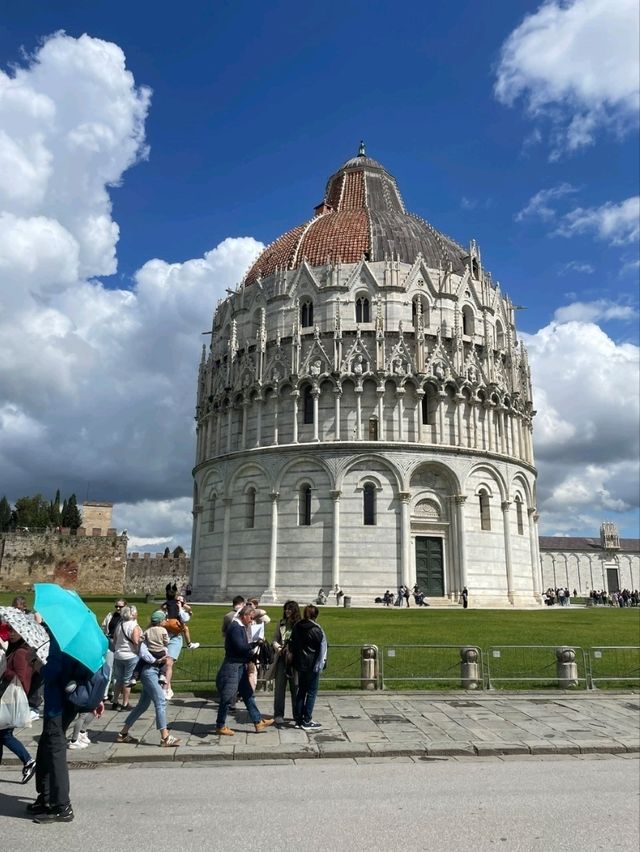 Pisa's Perfect Postcard Moment!"