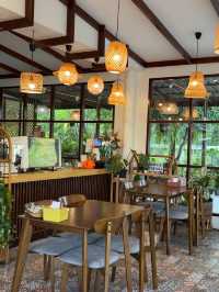หอมนัวร์ somtum&cafe แปดริ้ว