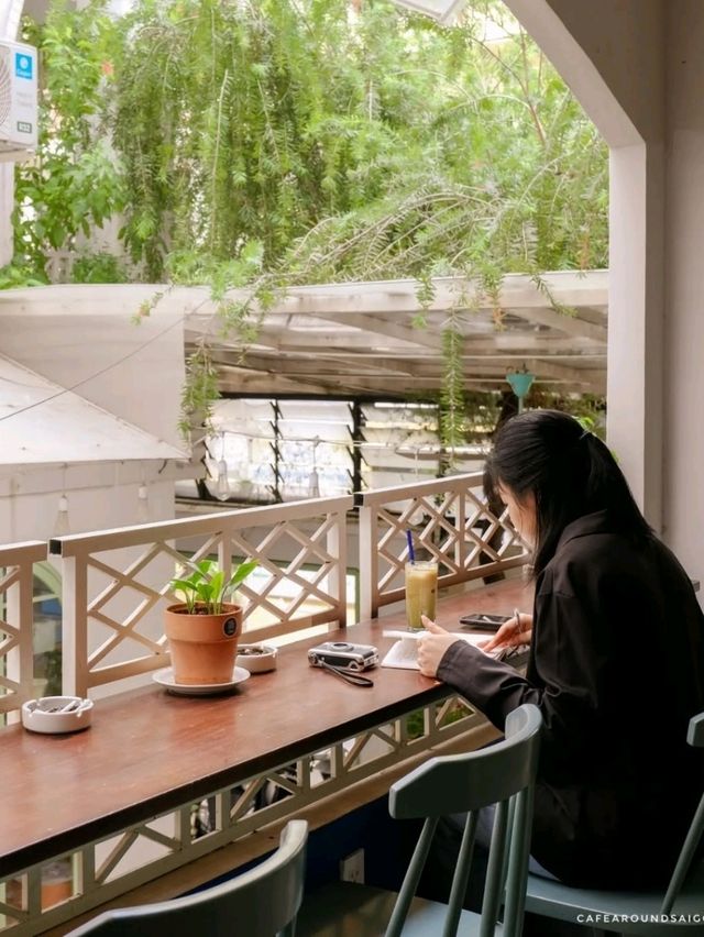 Libra Coffee & Bar