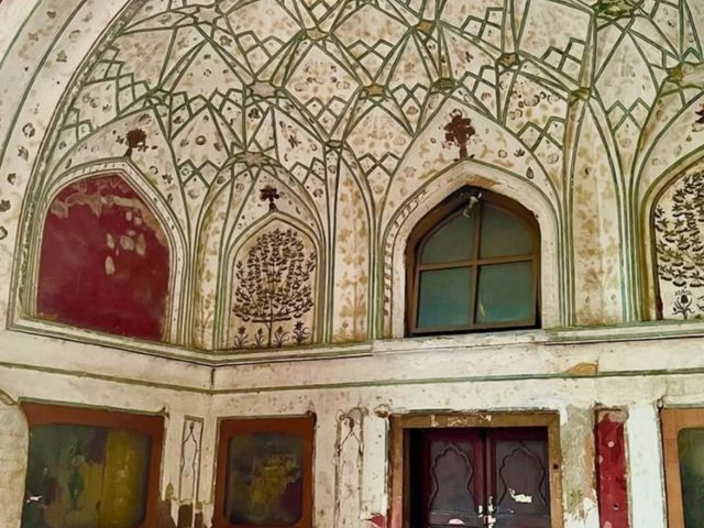 Majestic Marvel of Mughal Might – The Red Fort Experience 🏰🇮🇳