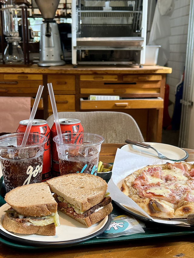 🥪 수제 샌드위치와 피자의 조화, 고트델리 문래점