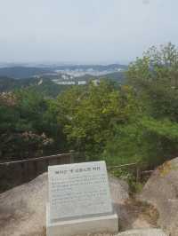 🌿 “서울 도심 속, 우리 둘만의 조용한 트레킹 – 백악구간 외곽길 데이트” 