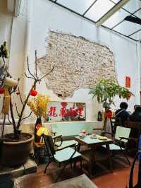 Come for the Claypot, Stay for the Decor
