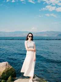 Tranquility by the Waters: The Beauty of Erhai Lake in Dali