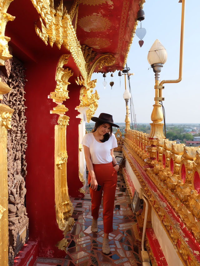 พระมหาธาตุแก่นนคร วัดหนองแวง จ.ขอนแก่น