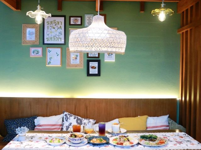 ร้านอาหารไทย รสลีลา สาขาระยอง