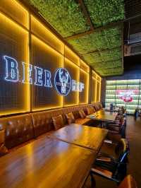 Where Comfort Food Meets Craft Vibes