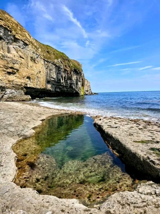 Cliffs, Quarry & Coastline: Hiking from Winspit Quarry to Dancing Ledge