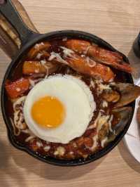 🇰🇷 Craving Korean? Dine in Style at K-Fry IOI! 🍽️