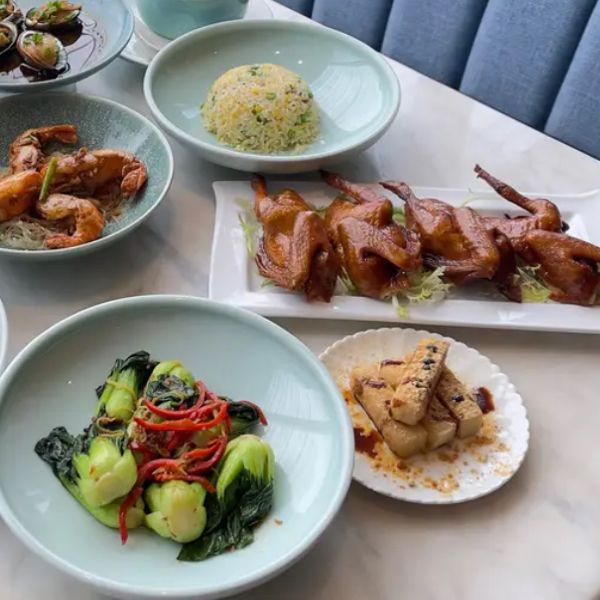 可以睇到維港靚景嘅四川菜餐廳🍽️