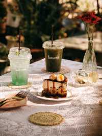  Twosons Cafe