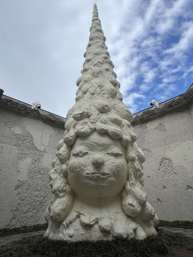 🎯【青森・青森県立美術館】アートと自然が響き合う白い美術空間