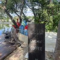 ร้านสายลม แกลลอรี่ บางปู คาเฟ่เซรามิก สมุทรปราการ
