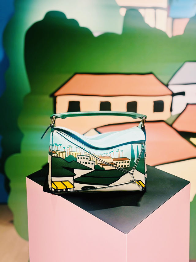【中環】Loewe「Puzzle 10 re-edition 展覽」：探索設計之美