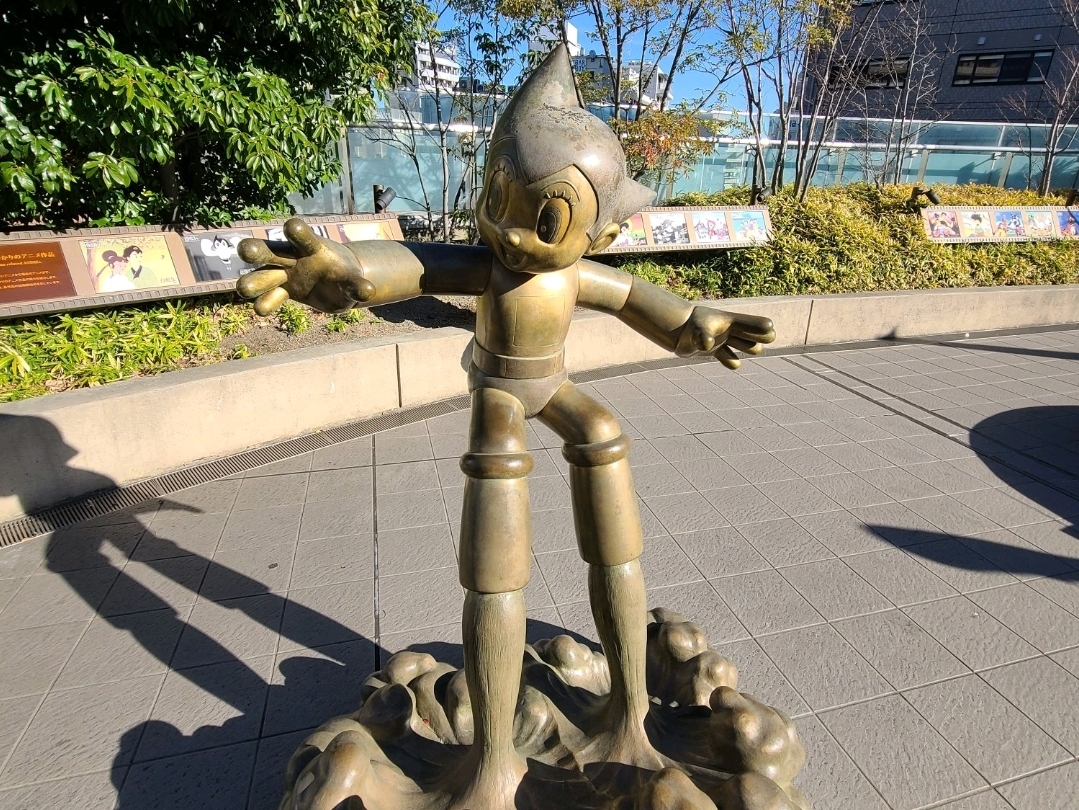 ウルトラマン商店街　シンボル像　レプリカ ウルトラマン商店街 シンボル像 レプリカ ウルトラマンシンボル
