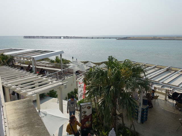 🌊 Late Lunch Bliss at Umikaji Terrace Senagajima 