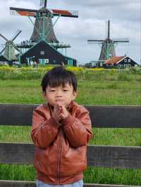 Windmill Wonderland: A Day at Zaanse Schans!