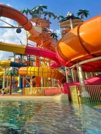 🌊 SplashMania Gamuda Cove – The Ultimate Waterpark Getaway! 🎢🌴