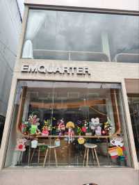 EMQUARTER CAFE 