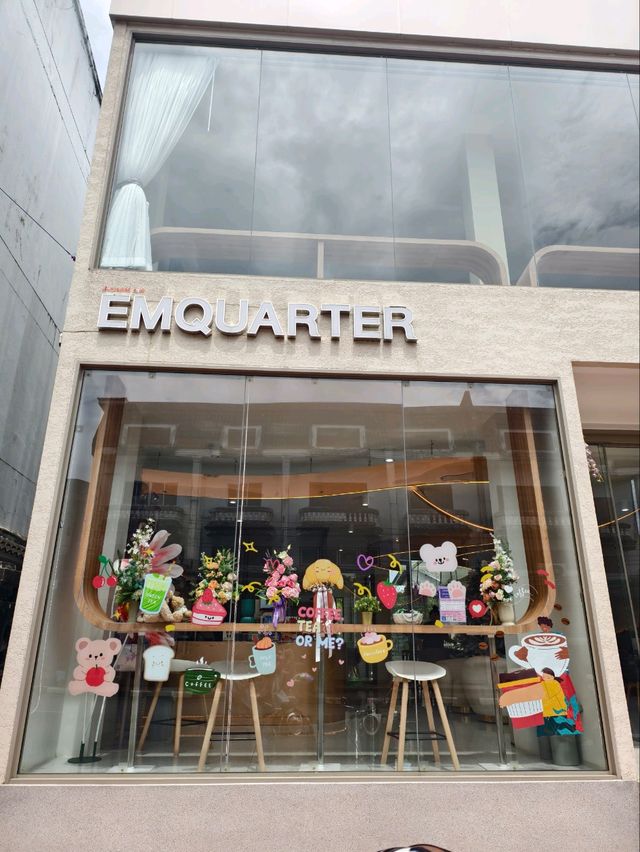 EMQUARTER CAFE 