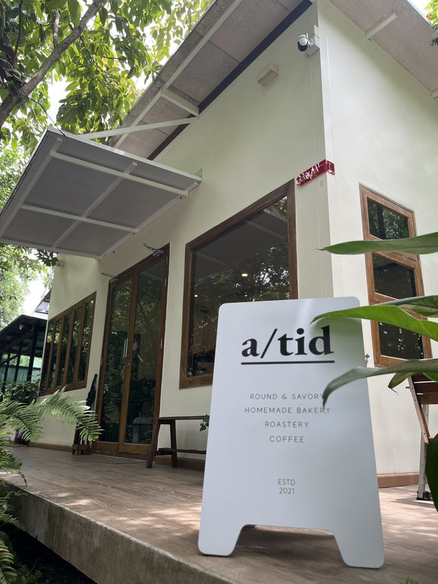 ชิลๆ คาเฟ่สายกาแฟต้องแวะ @a/tid coffee roaster ห