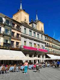 Segovia’s Serving Fairytale Feels & Crispy Pig Dreams