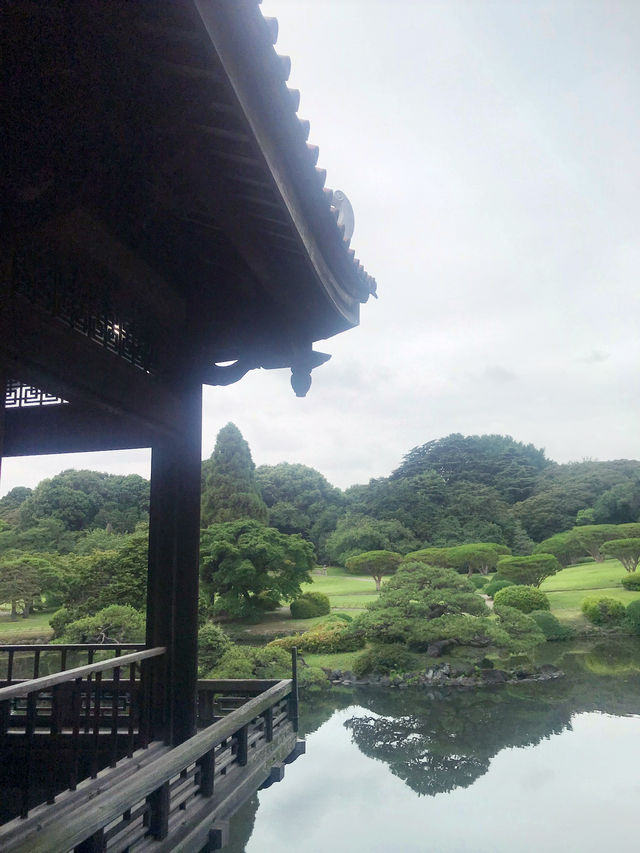 【東京　新宿御苑の早朝開園がスタート】