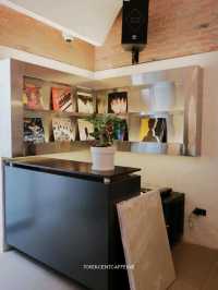Pomalo Brew & Bakes
