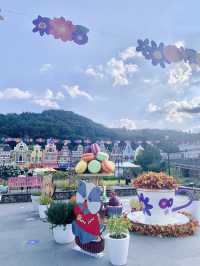 Sunflower Garden Walk: Everland, Korea