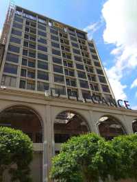“D Elegance Oasis of Clean Comfort”