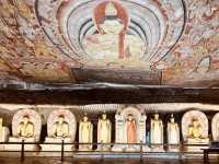 🏯✨ *Temple of the Sacred Tooth Relic (Sri Dalada Maligawa): Kandy’s Holiest Buddhist Shrine* 🦷🌸