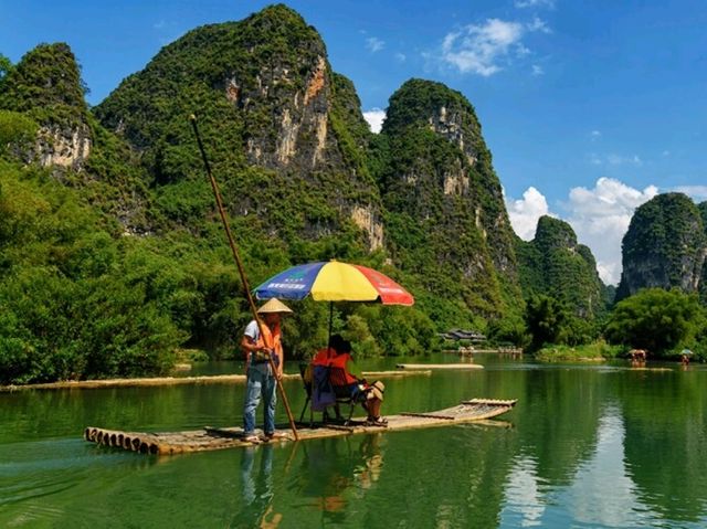 “Yulong River: Bamboo Rafts, Karst Peaks & Countryside Dreams – A Quiet Escape near Yangshuo”