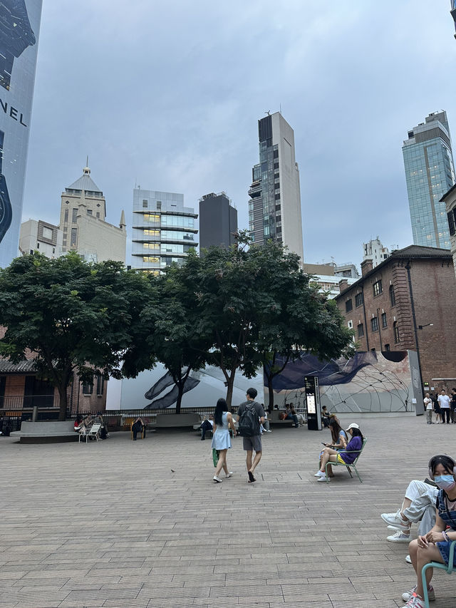 Exploring the Cultural Haven of Tai Kwun in Hong Kong 🇭🇰 