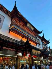 Shanghai’s Timeless Bazaar at Yu Yuan
