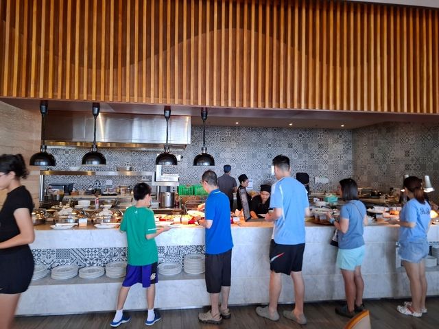 入住 Seashells Phu Quoc Hotel & Spa，不可錯過的就是豐盛的早餐饗宴