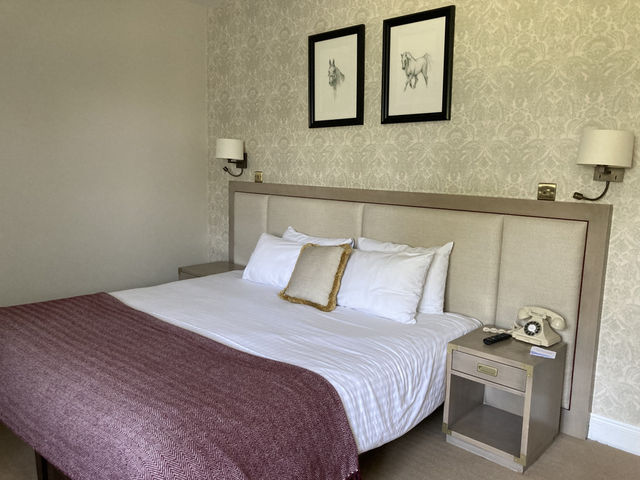 【イギリスのお城に泊まるメリットデメリット】イギリス アシュフォード