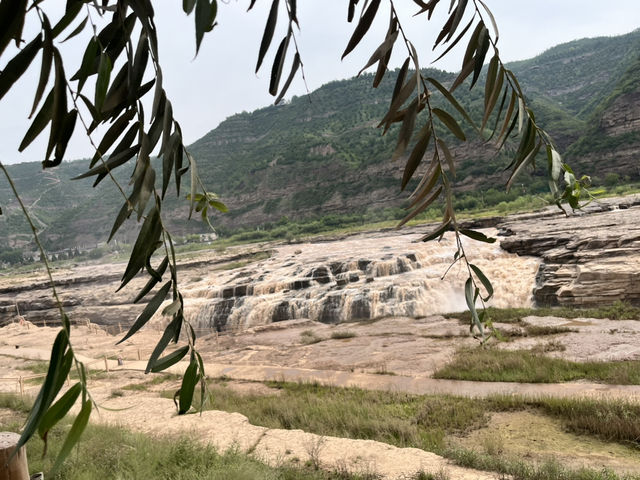 🌊 Hukou Waterfall — The Roaring Power of the Yellow River