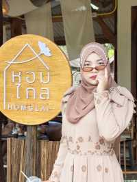 หอมไกล (HomGlai Café)