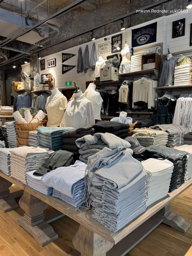 9 ร้านวัยรุ่น จัดเต็มเสื้อผ้าและของฝากเซี่ยงไฮ้ 🛍️