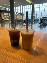 [홍차오국제선] 상하이공항에서 발견한 공항뷰카페 wagas ✈️☕️
