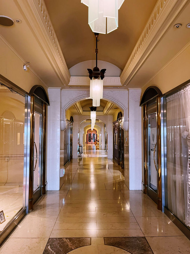 Timeless Sophistication at Hotel the Manhattan, Chiba Timeless Sophistication at Hotel the Manhattan, Chiba