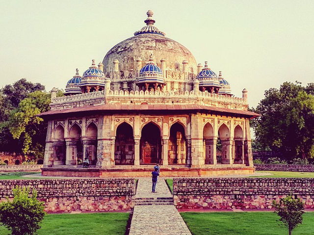 Isa Khan's Tomb