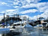 Otaru, a small town in Hokkaido that is a must-go destination, clear blue skies and the sun blazing 